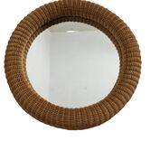 Round mirror in braided rattan from the 60s/70s