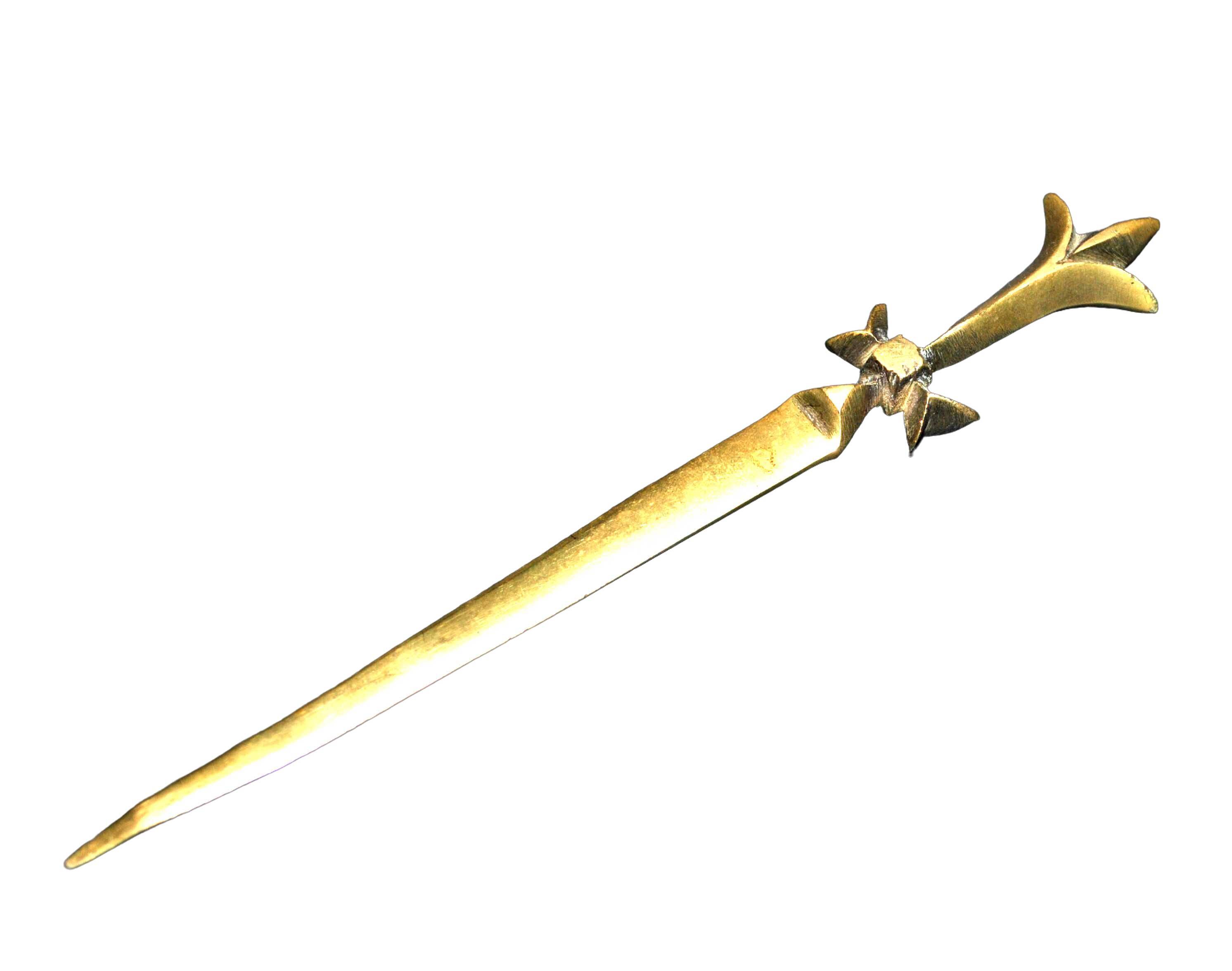 Ouvre-lettre en bronze - coupe-papier Décor croix avec lys Templier?