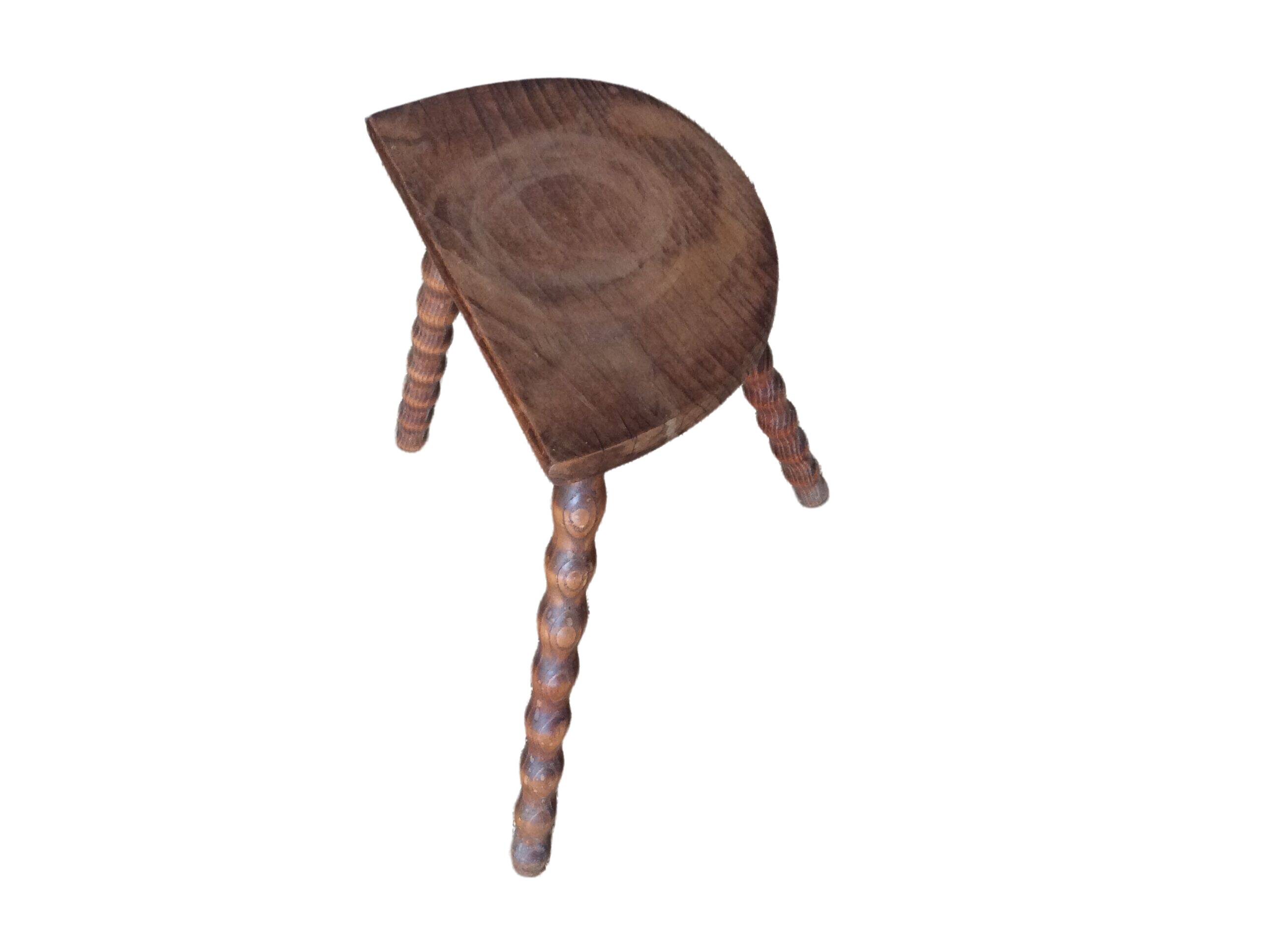 Tripod stool