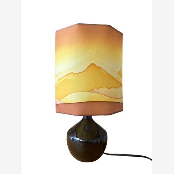 Lampe en grès abat jour soie