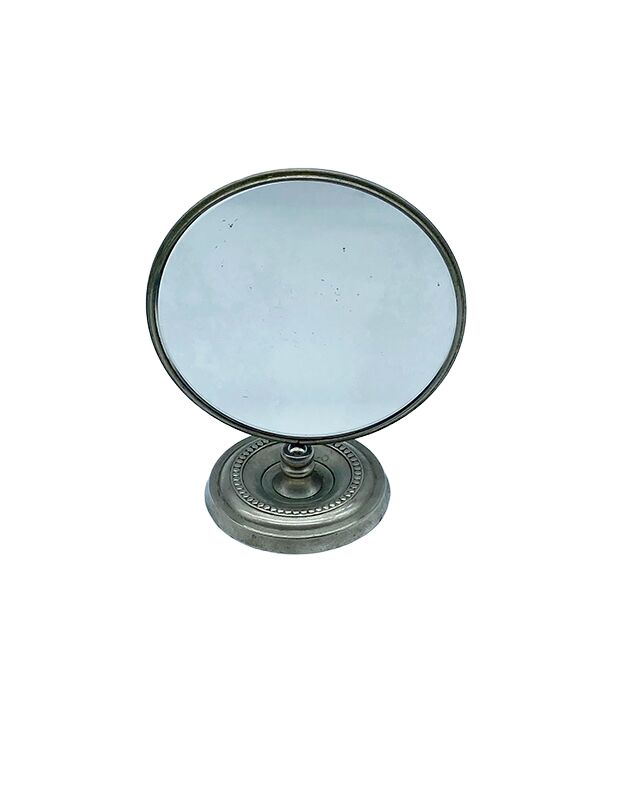 Standing mirror