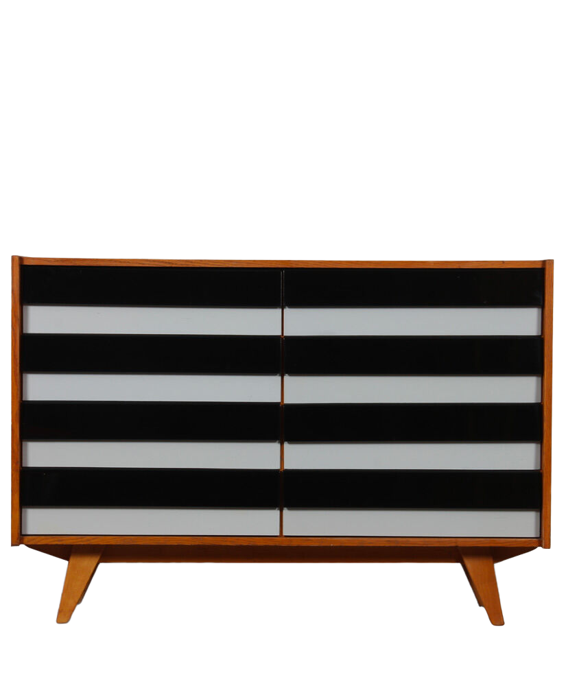 Commode  par Jiri Jiroutek, modèle U-453 datant des années 1960