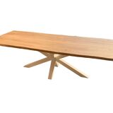 Solid oak table irregular edges with white/black central metal foot for 10 people 2m60x1m