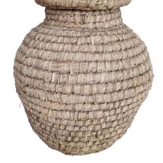 Straw jar basket