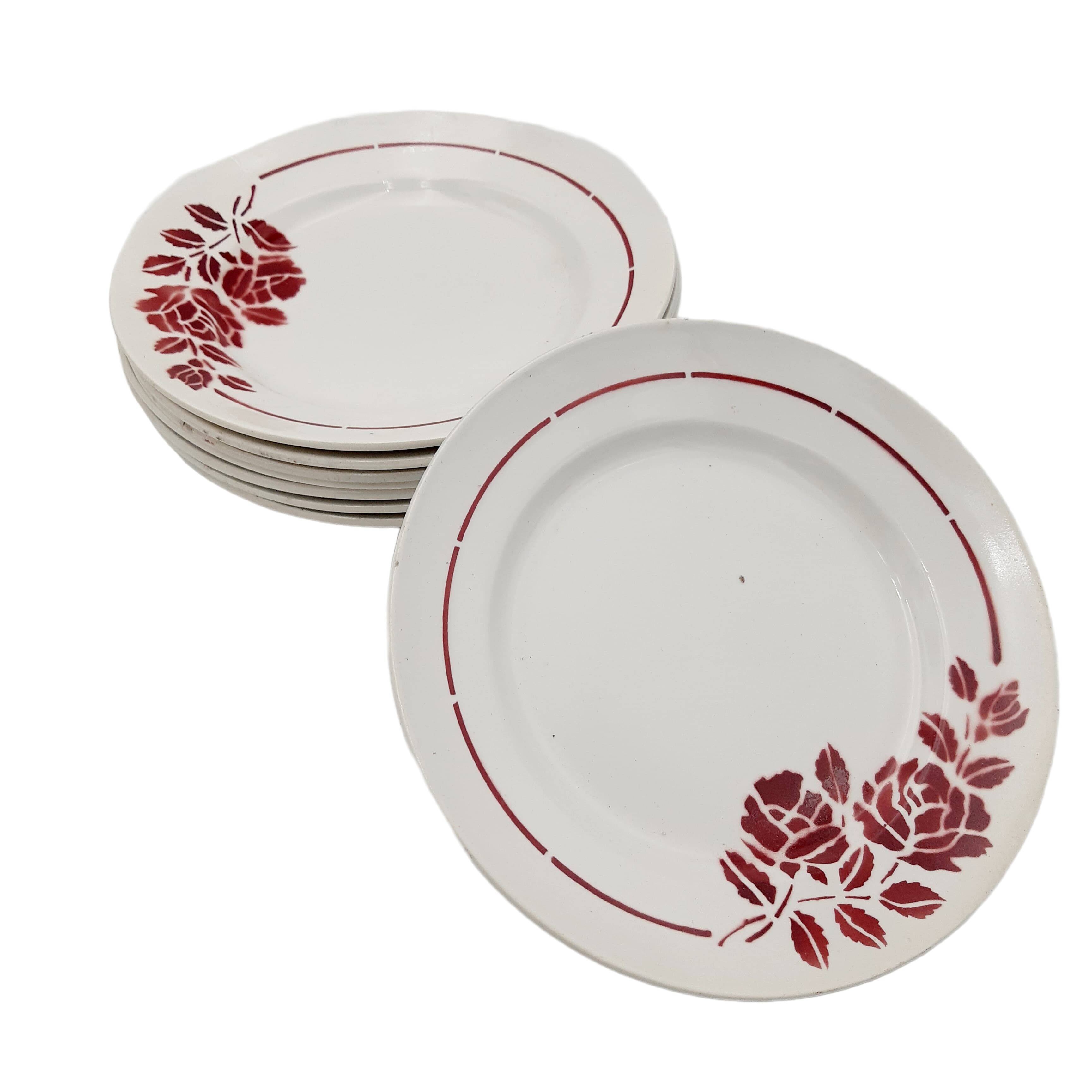 8 flat plates porcelain Saint Amand