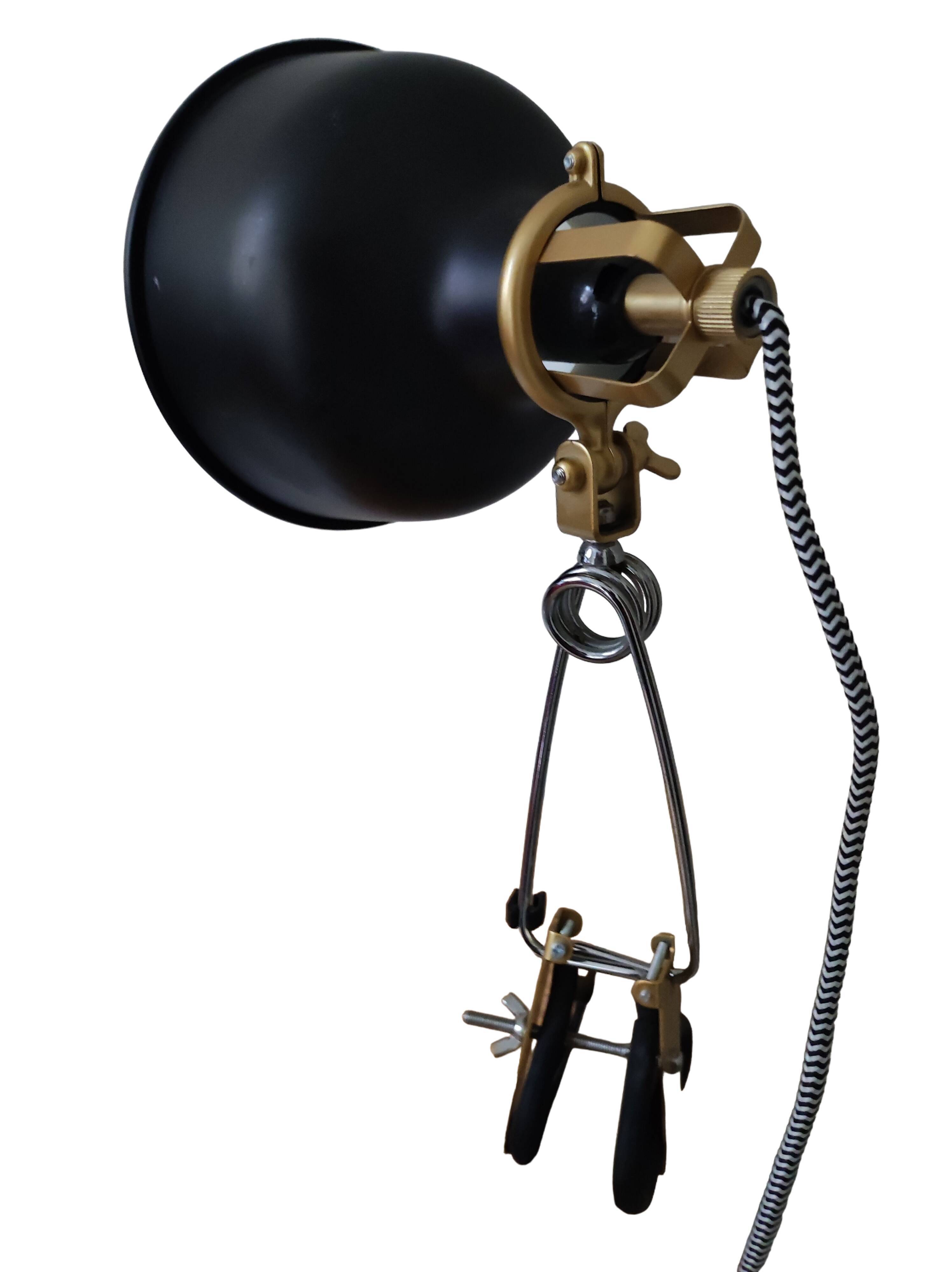 Spot lamp applied to clamp design industrial workshop