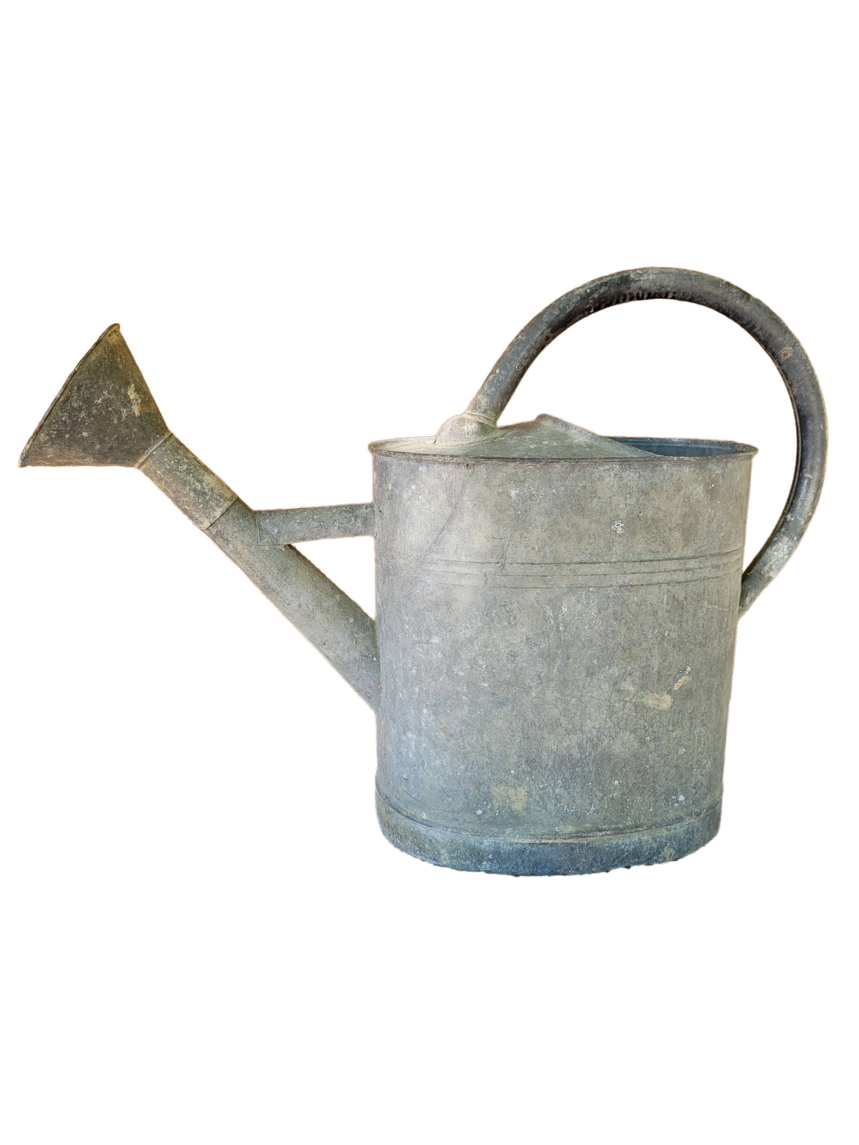 Zinc watering can with pommel