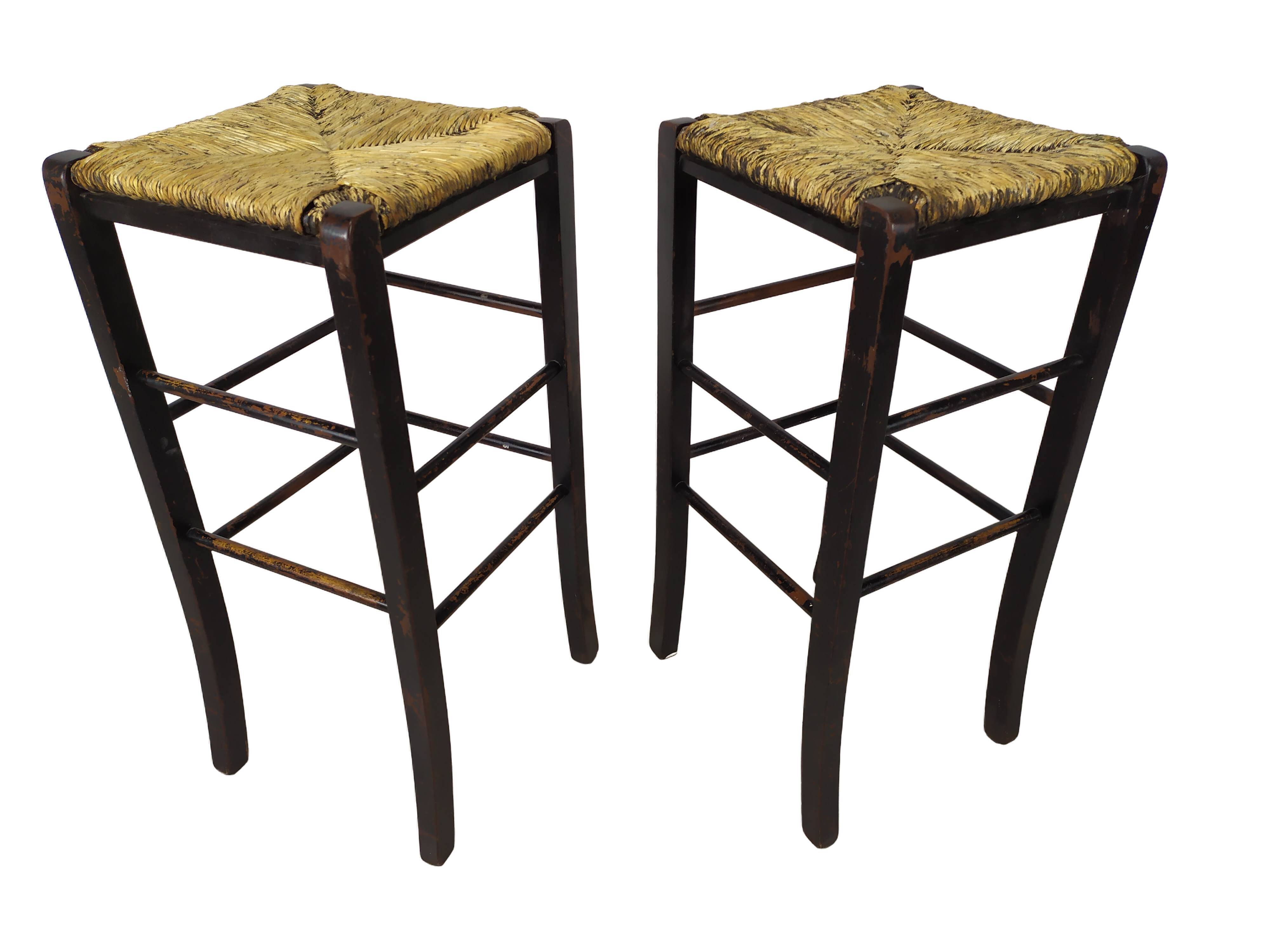 Mulched bar stools