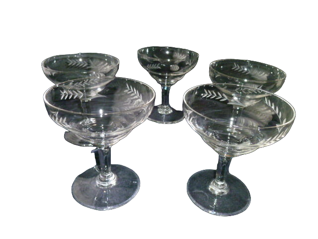 Set de 5 coupes à champagne  vintage en verre meulé