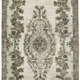 Hand-Knotted Carved Oriental 1970s 171 cm x 283 cm Grey Carpet