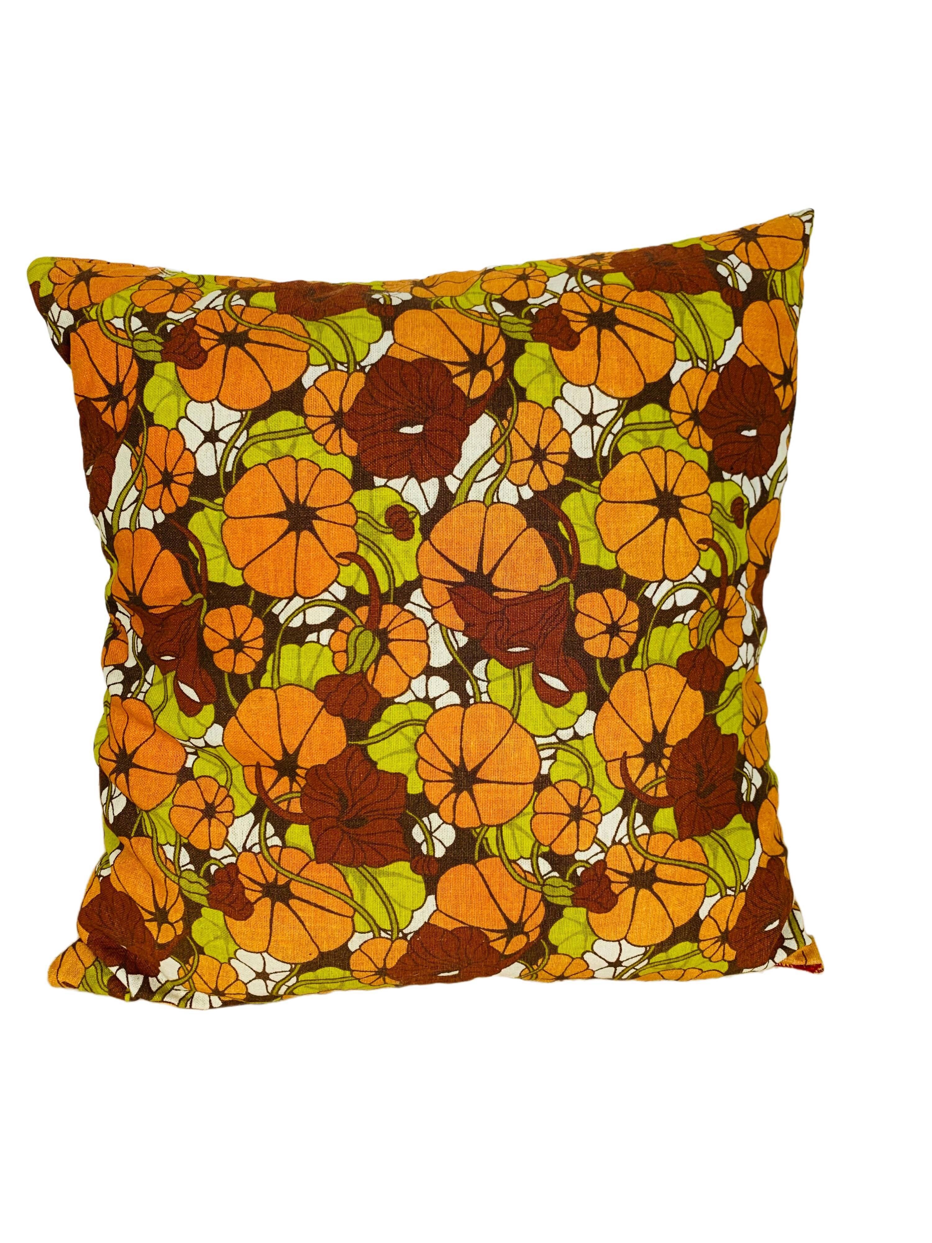 Coussin fleurs années 70 vintage 39 x 39 cm