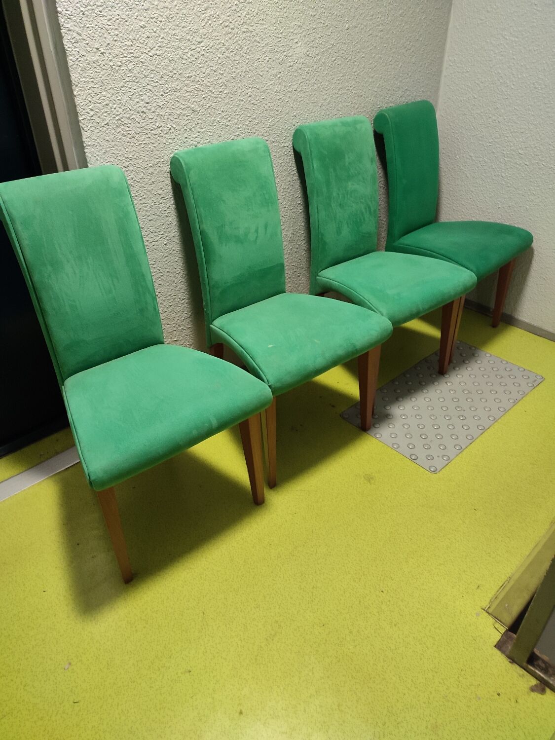 4 chaises Cattelan vintage Italie