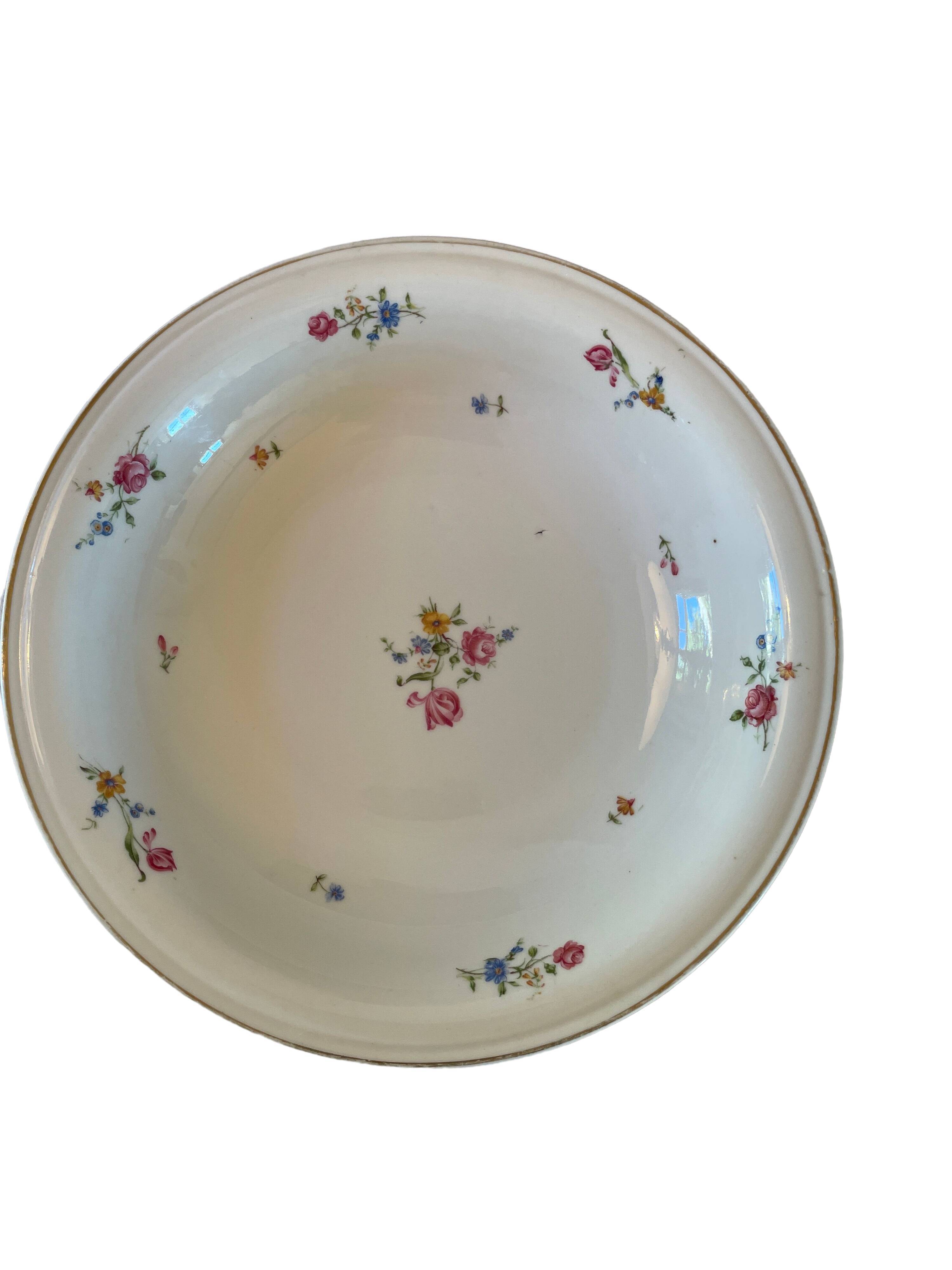 Porcelain dish