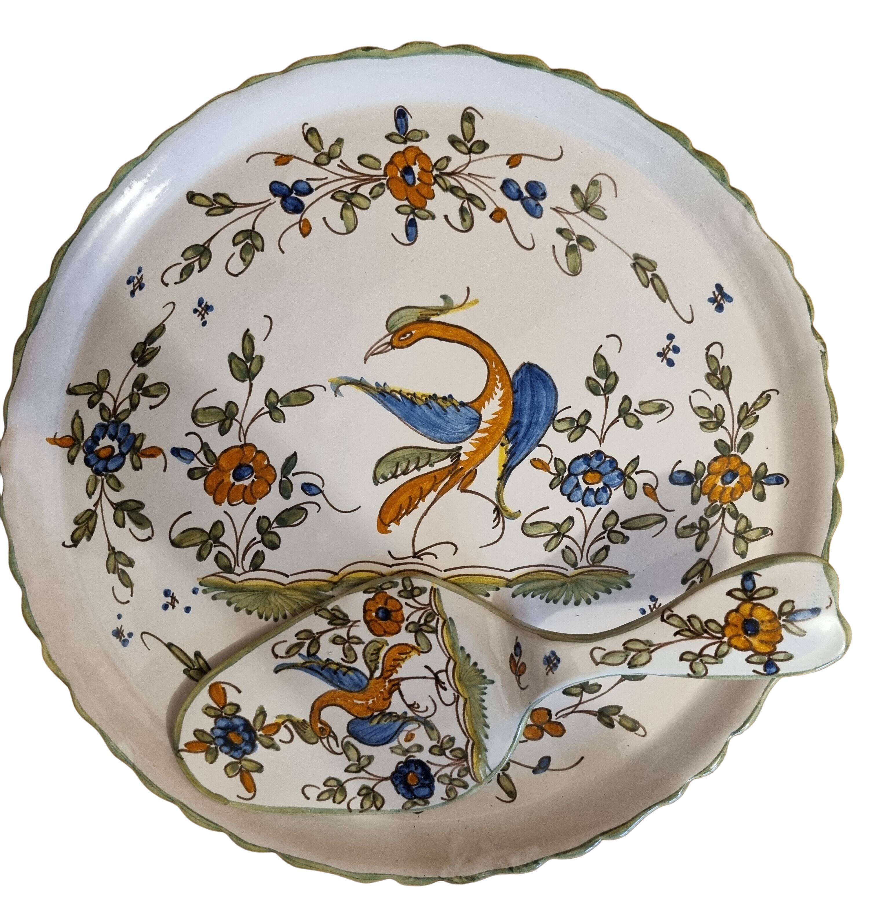 Plat à tarte en faience de Martres Tolosane Motif Moustiers avec sa pelle à tarte