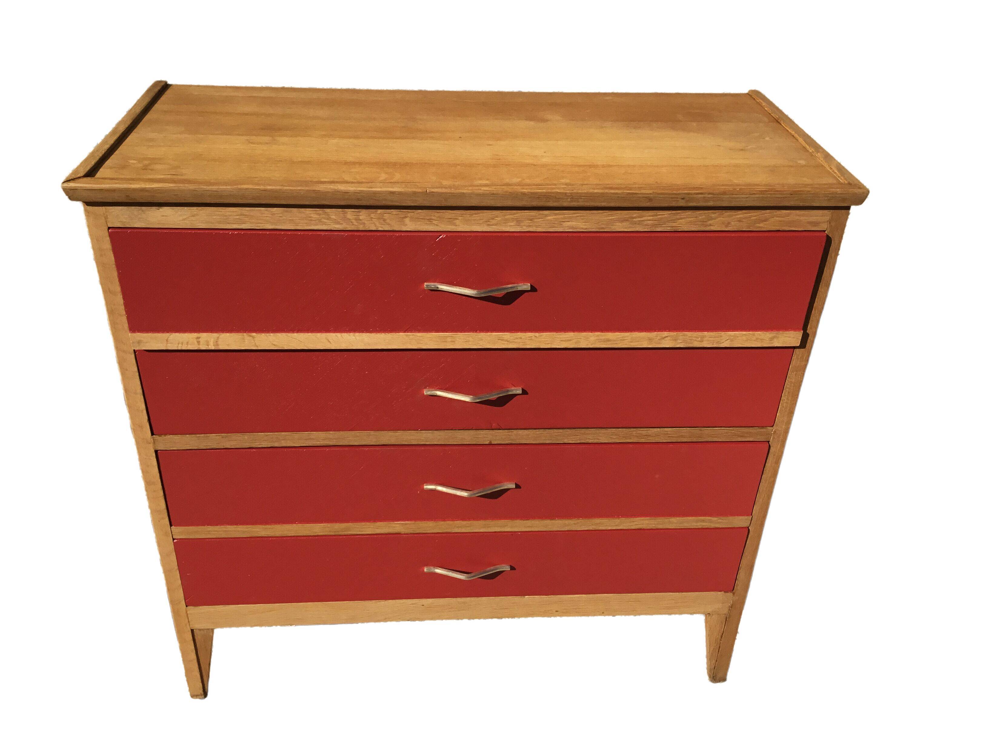 Vintage chest of drawers 1950s/60s in oak drawers patinated red