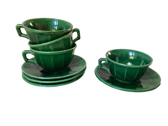 Lot de 4 tasses et sous-tasses en barbotine verte Lunéville années 60