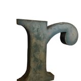 Blue sign letter "R"