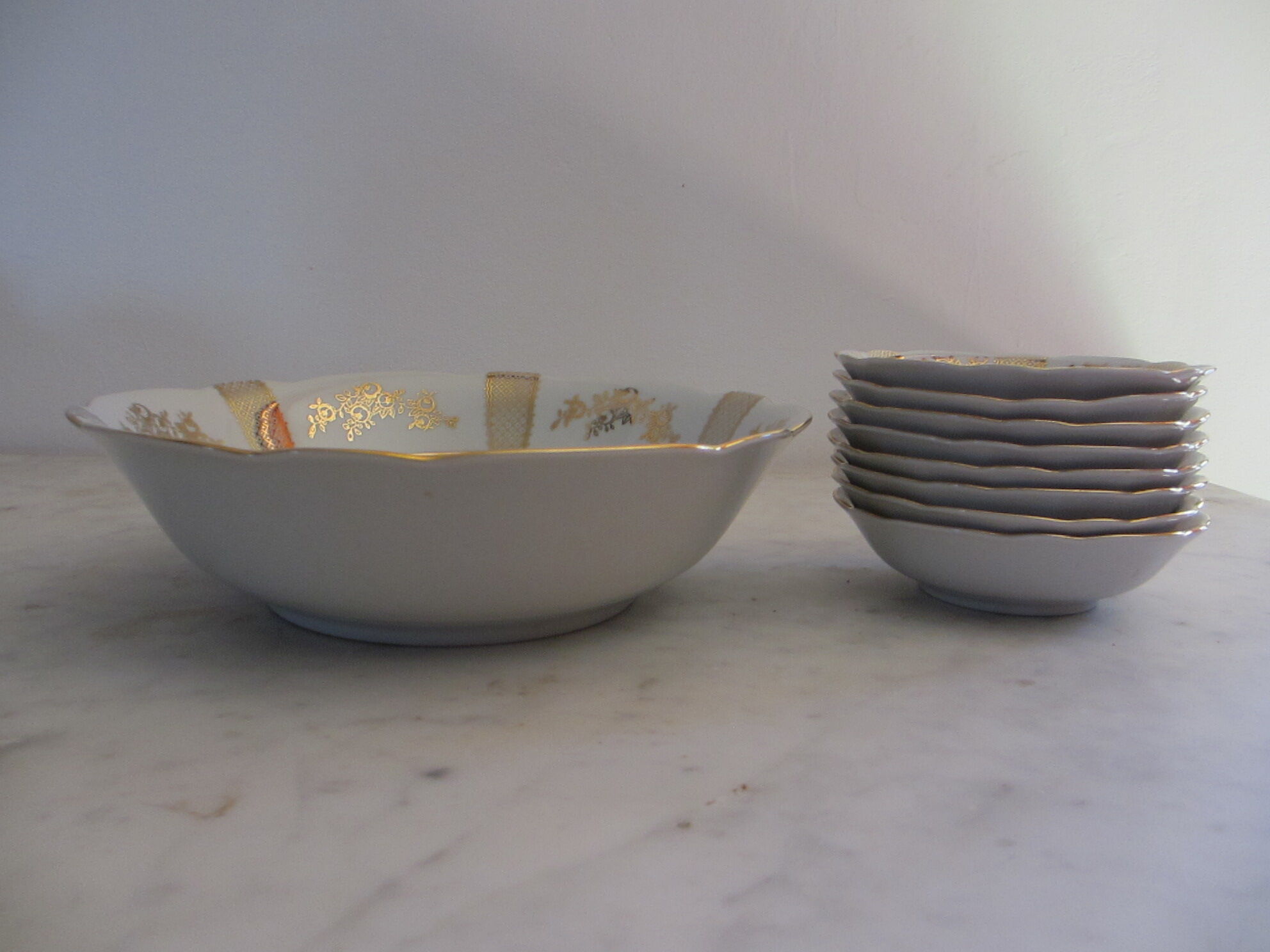 Porcelain fruit salad set