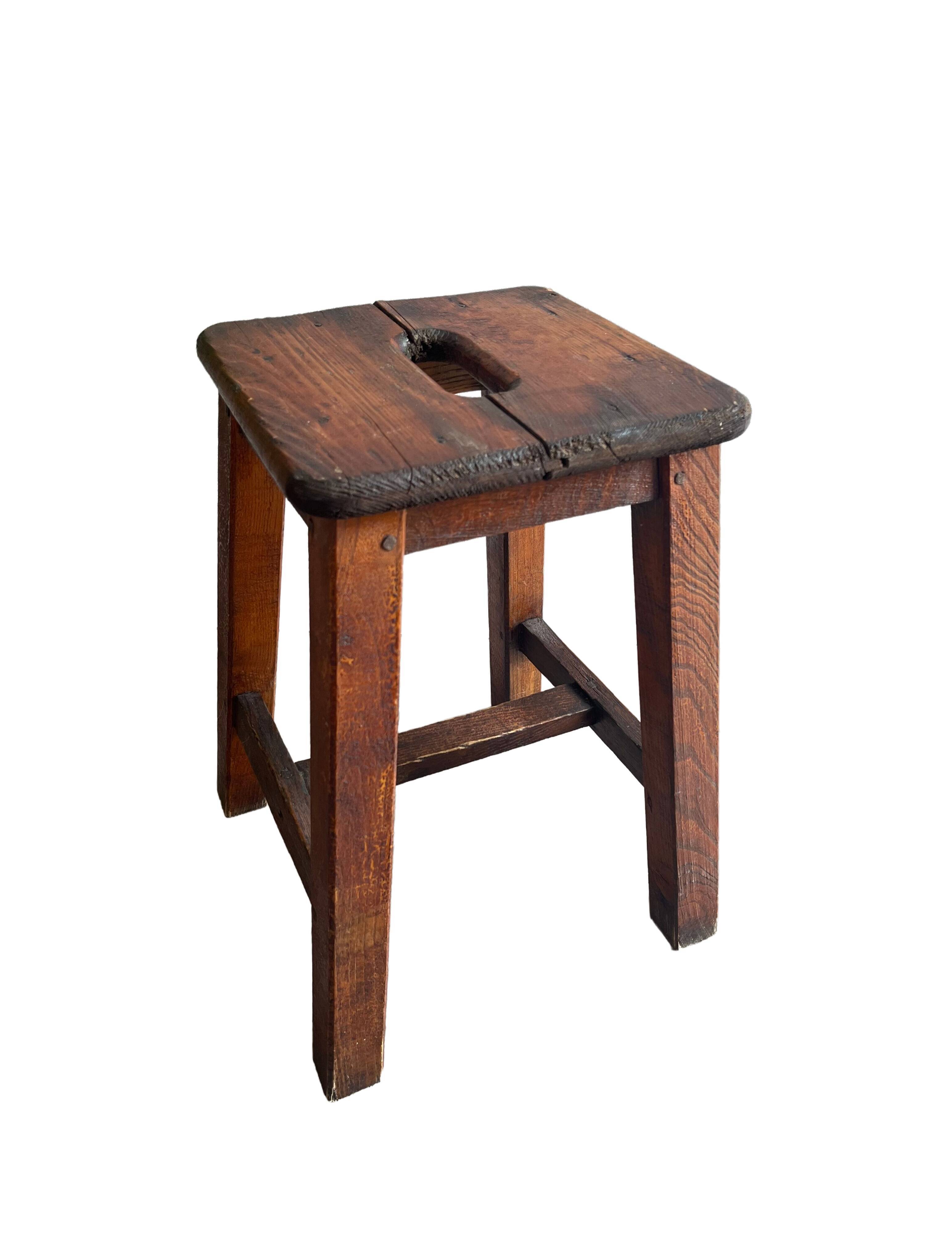 Tabouret d’atelier en bois