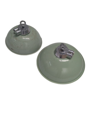 Paire de vieilles lampes de navire