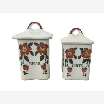 Pair of spice pots