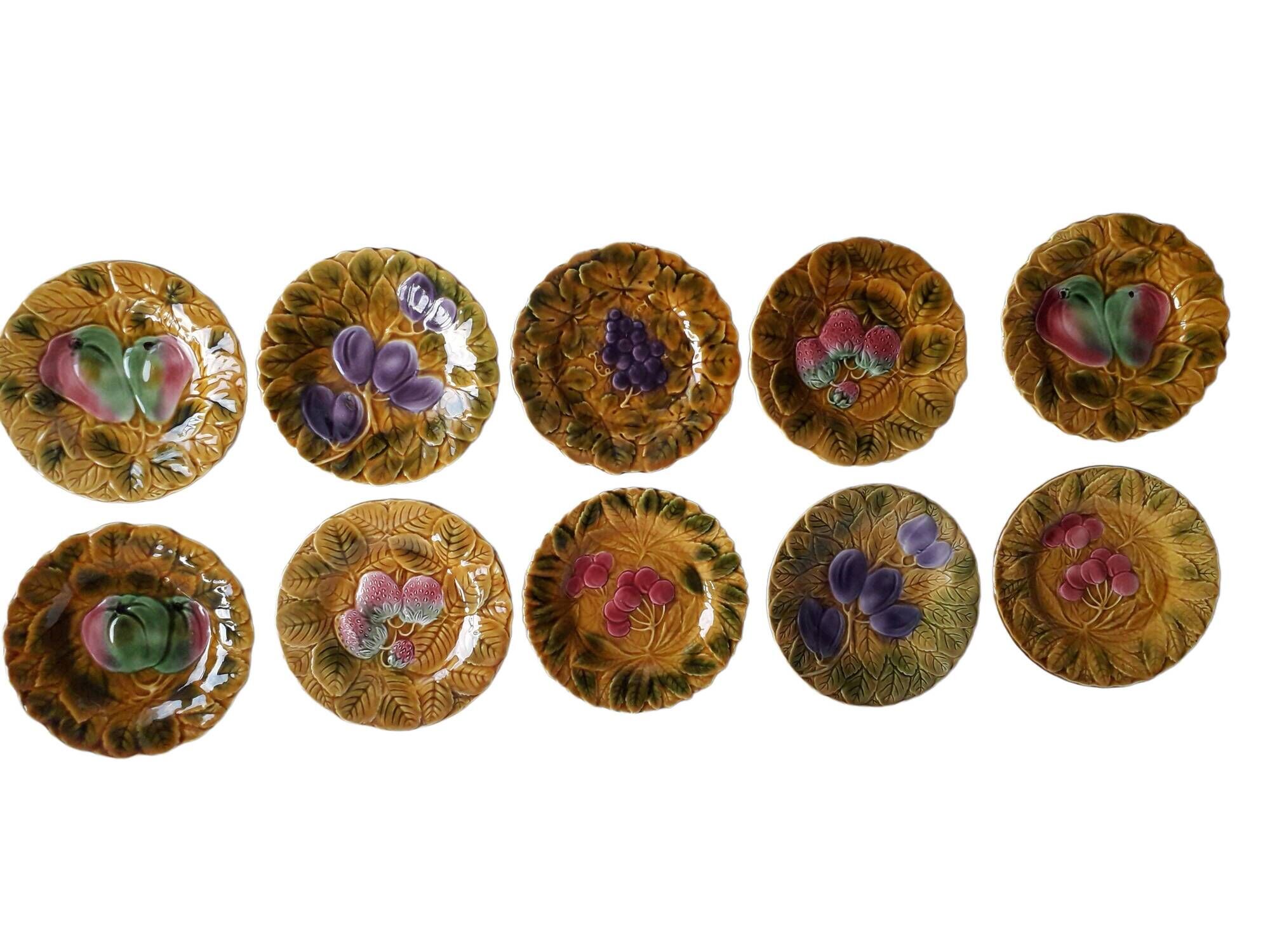Set of 10 Sarreguemines dessert plates in slurry decorated fruit