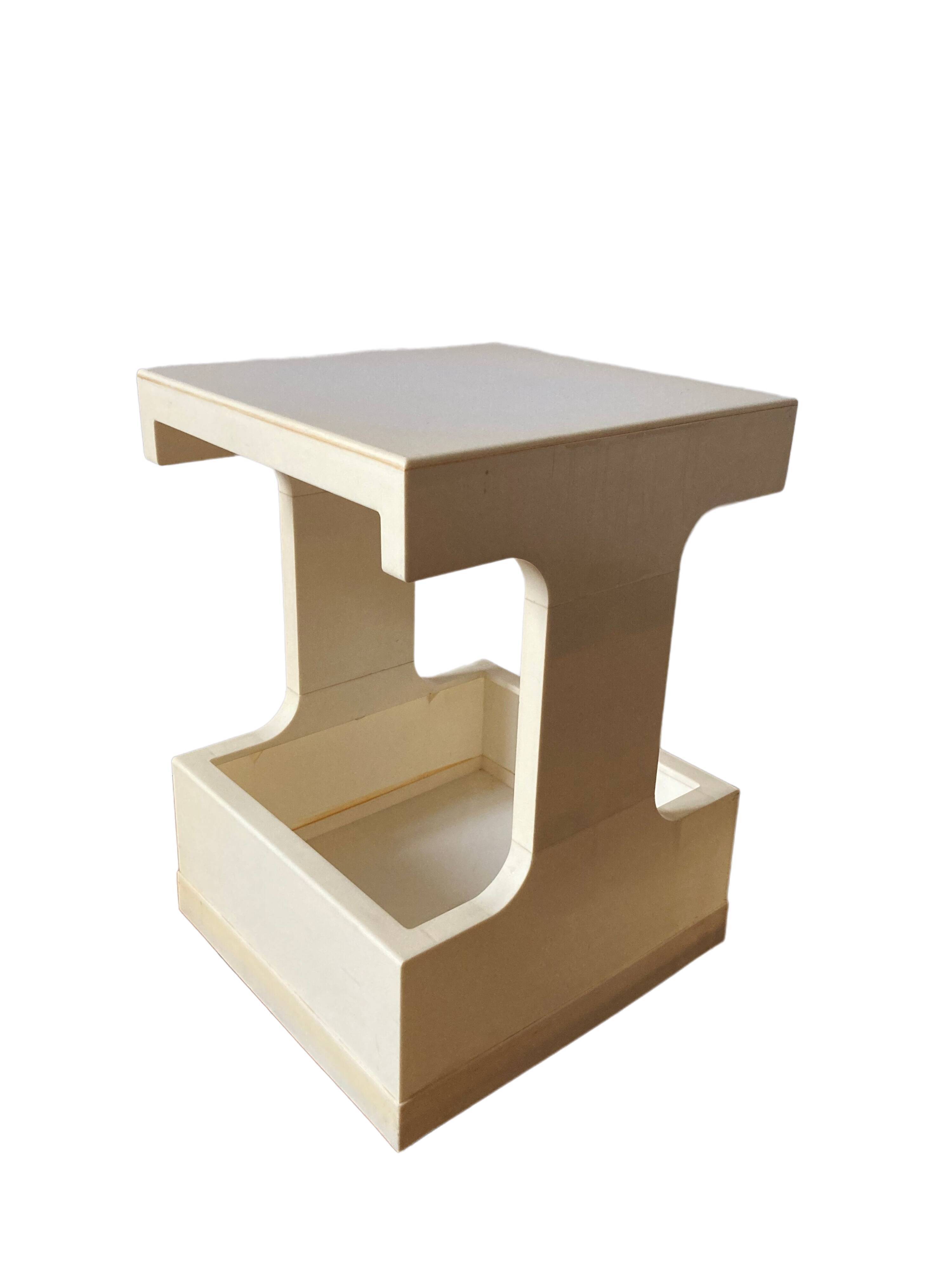 Vintage rolling table