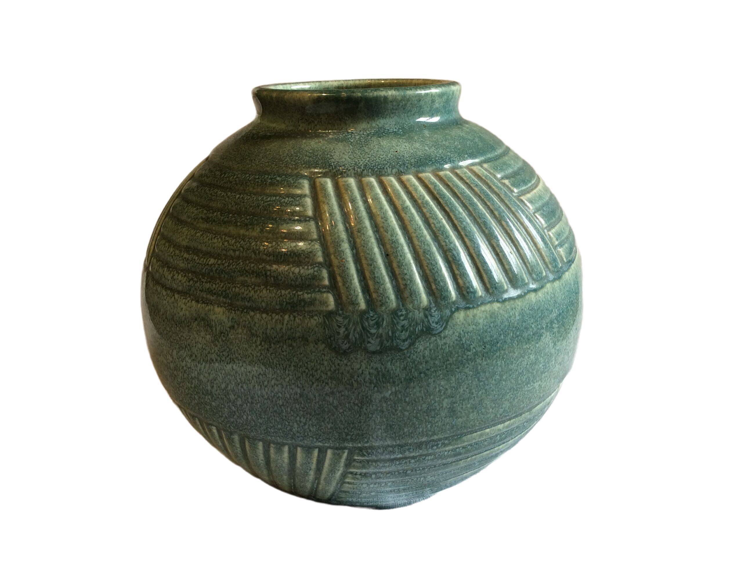 Art Deco vase signed Odyv