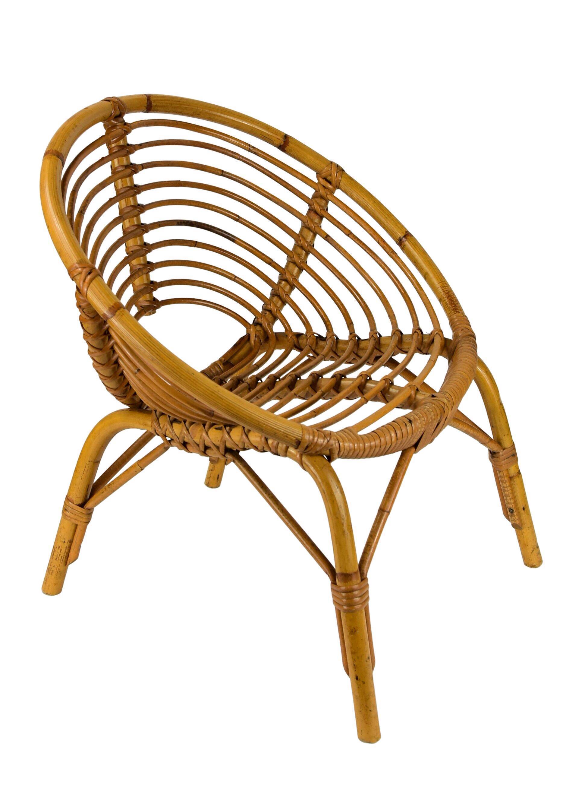 Fauteuil rotin vintage pour enfant