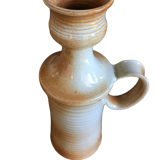 Sandstone pitcher stamped Mongolfier Durtal. Color: gradient of beiges