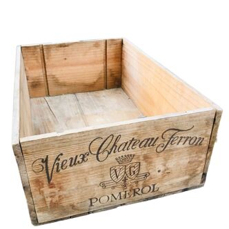 Old wooden box Pomerol