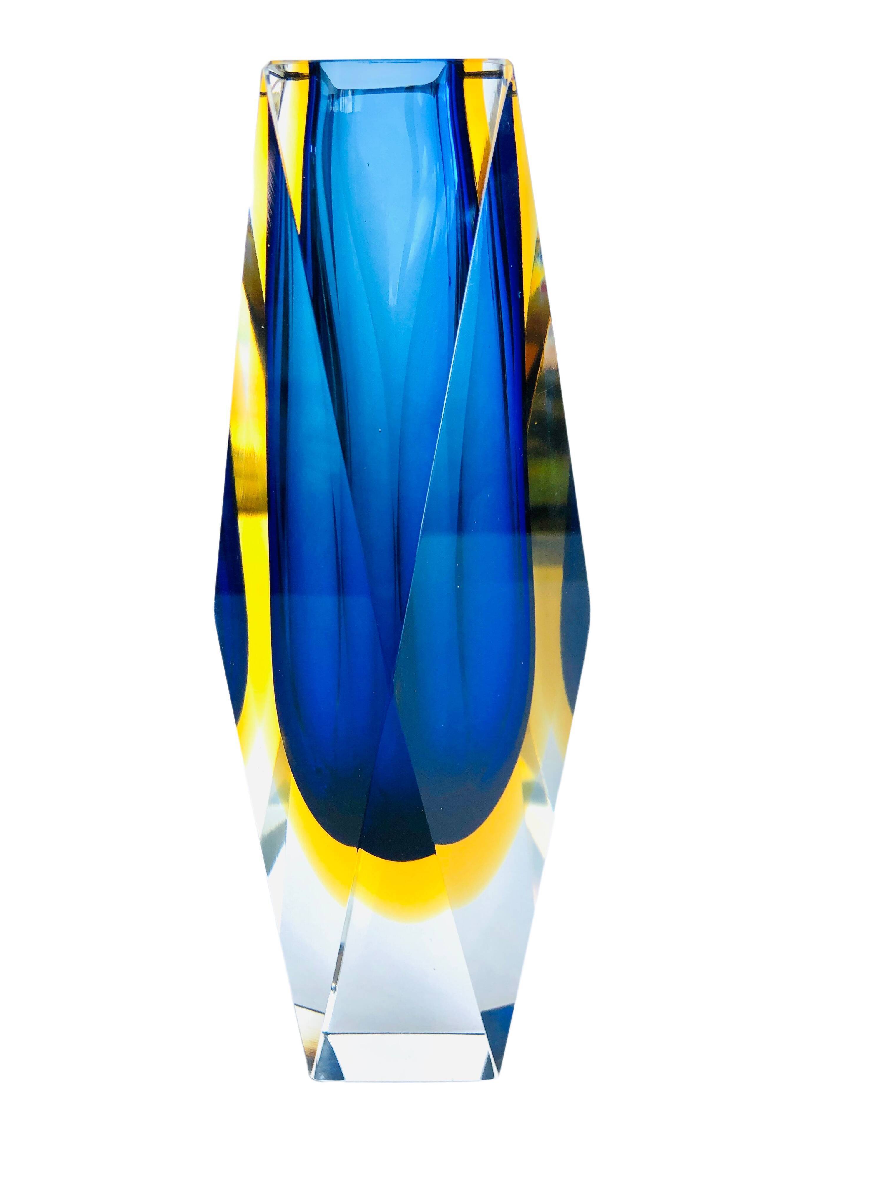 Vase Sommerso Murano design Luigi Mandruzzato, années 60