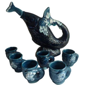 Fish liqueur service, 7 pièces