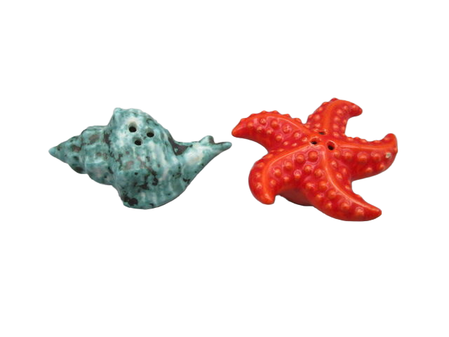 Pair of vintage ceramic salt shaker/pepper maker "starfish and shell"