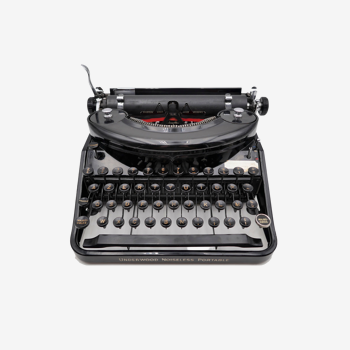 Underwood noiseless portable black revised typewriter, USA