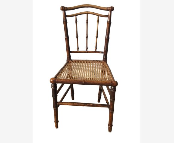 Chaise en bambou cannée