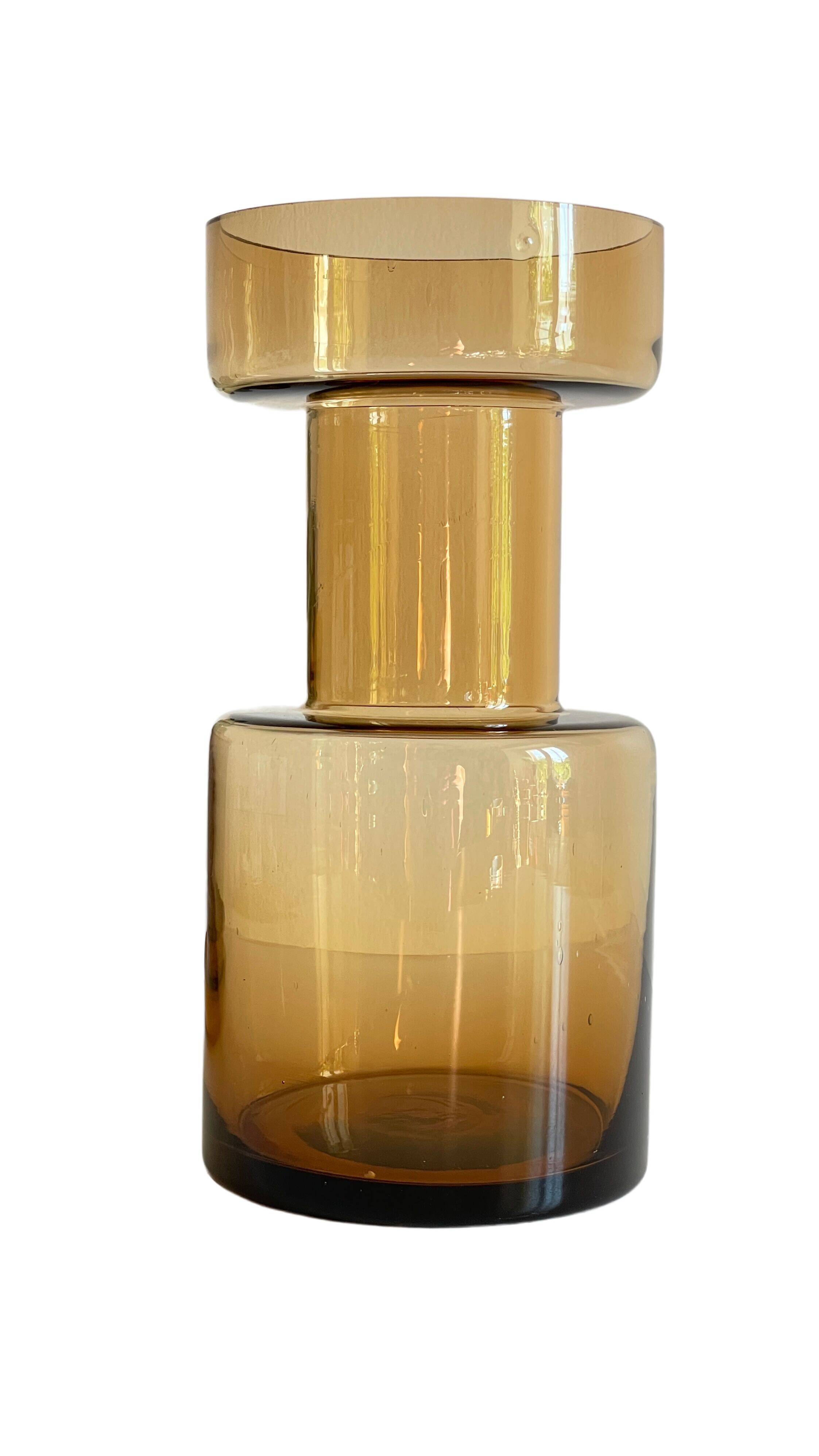 Vase design in blown glass 70s