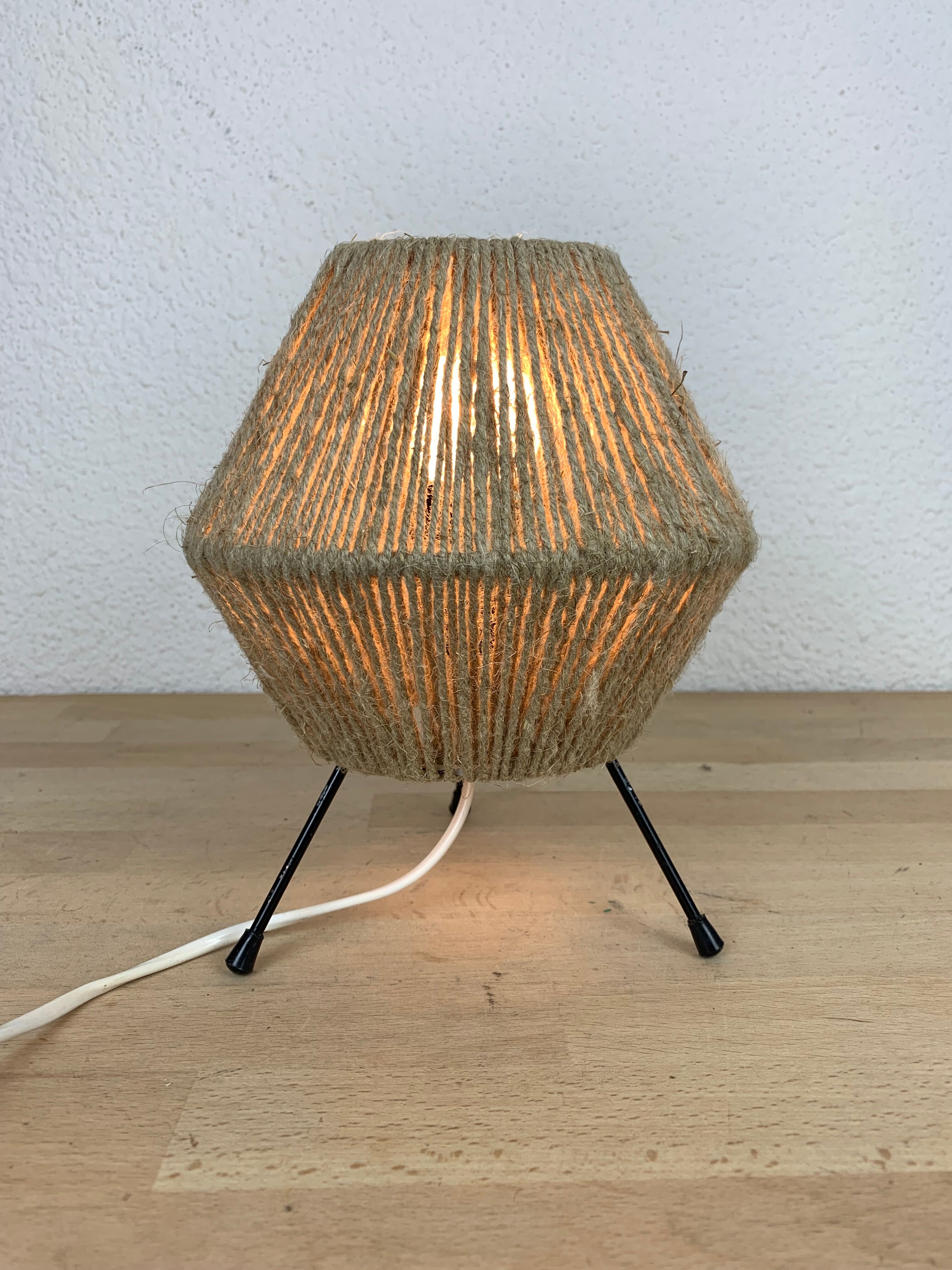 Tripod lamp rope and metal 50's