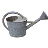 Zinc watering can with apple