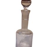 Portieux engraved glass liquor decanter with pretty cap