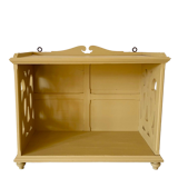 Fine yellow shelf XIXth