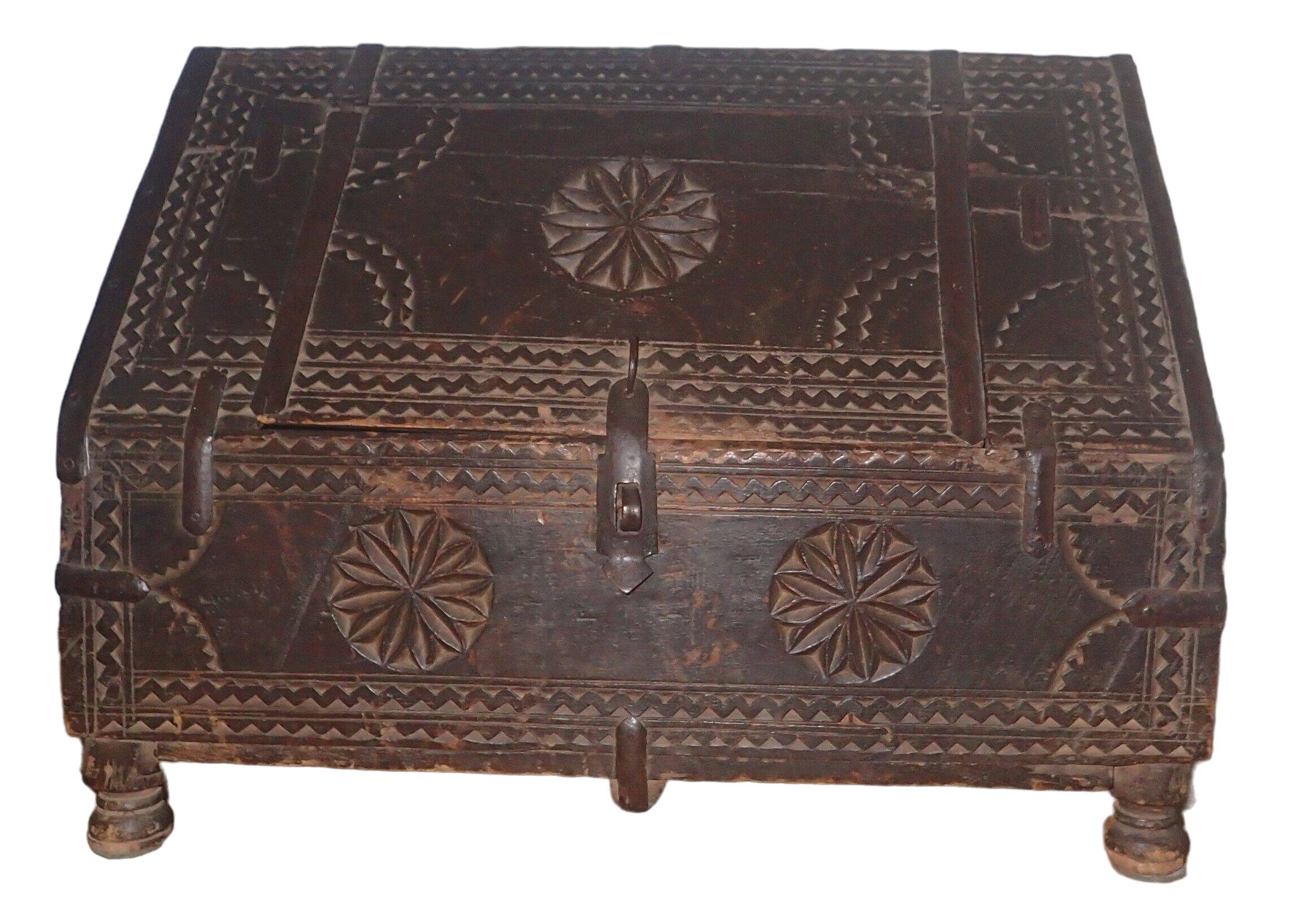 INDIAN WEDDING CHEST XIXth