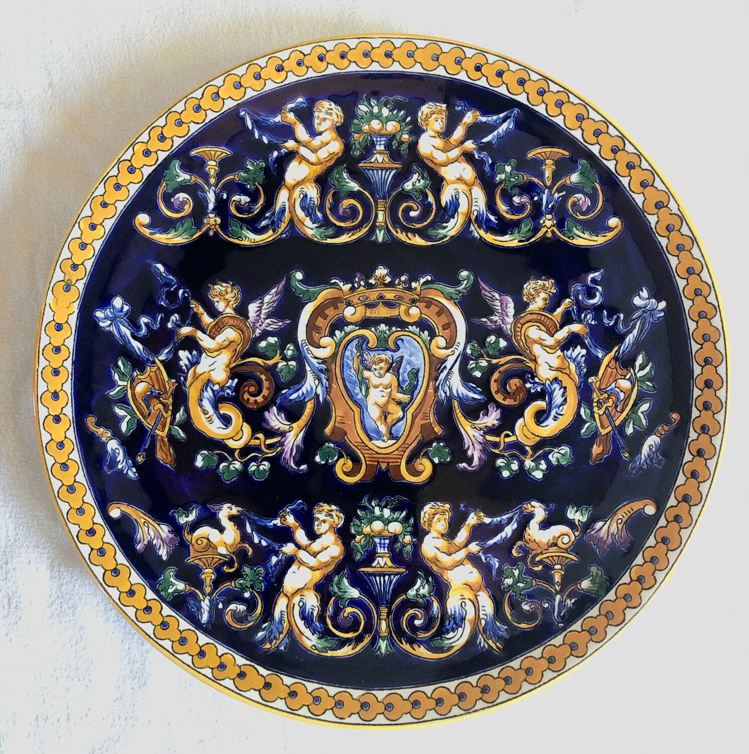 Gien Renaissance cake pie dish blue background 1971/1984
