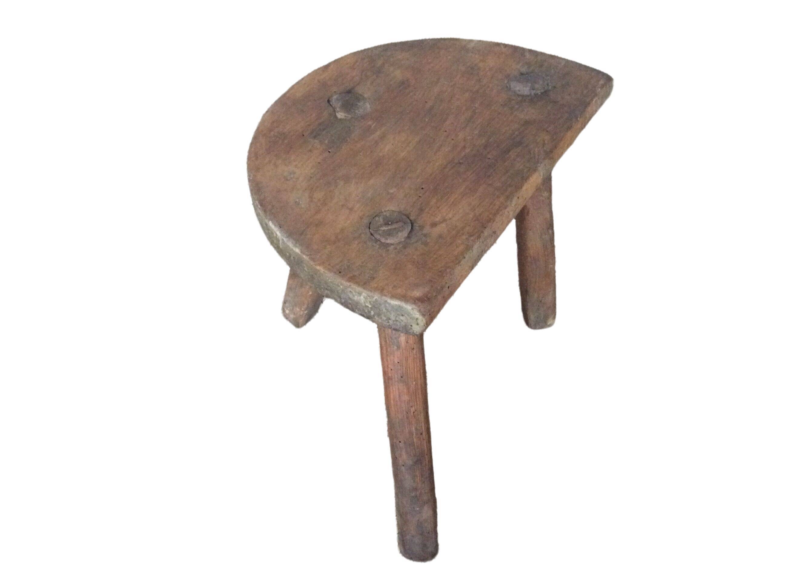 Tripod stool