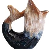 Fish pitcher