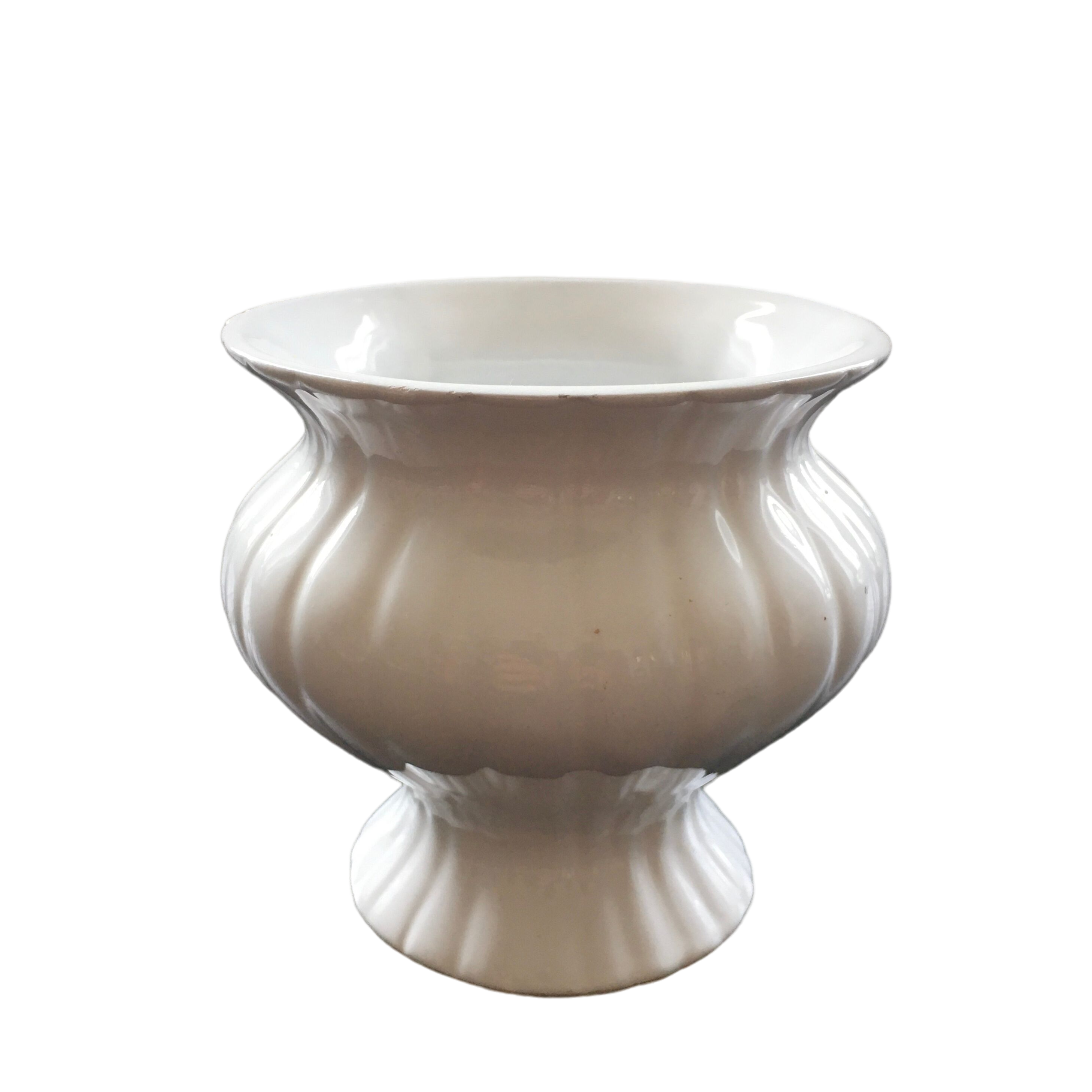 White Médicis style vase