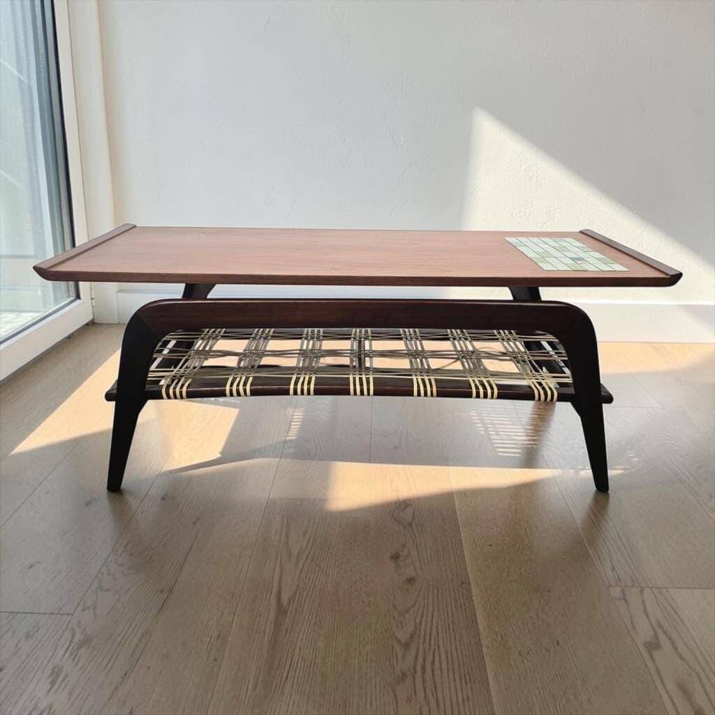 Vintage wooden coffee table 'van Teeffelen Wébé'