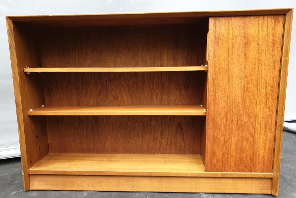 Teck bookcase Herbert E. Gibbs 1960
