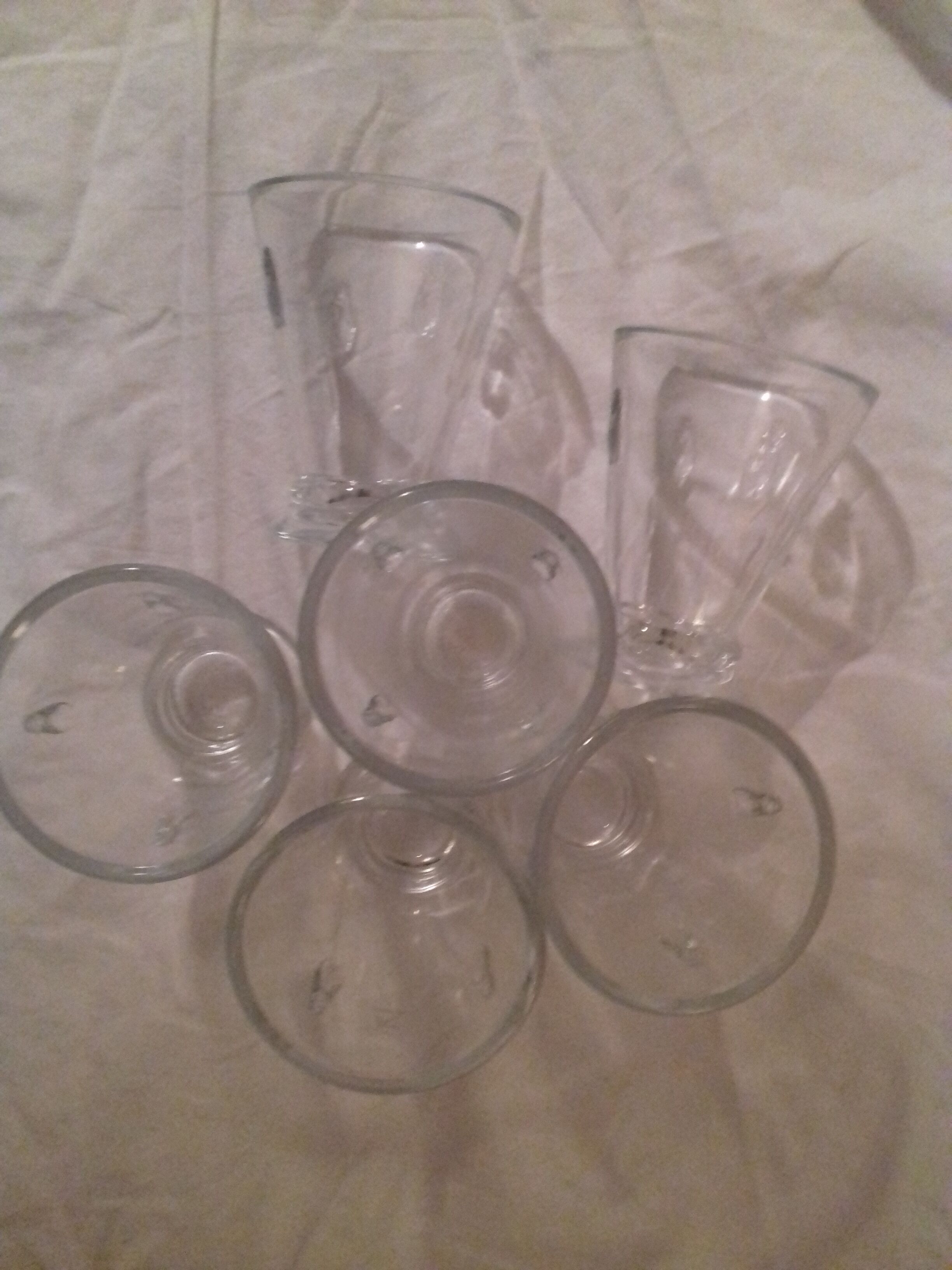 Suite of 6 bee water glasses