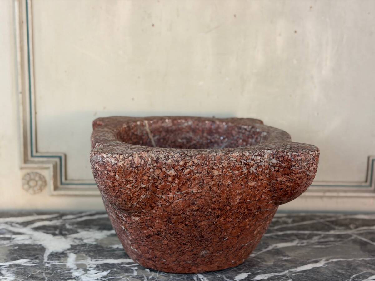 Large mortar in Phocaean pink marble, 19th century